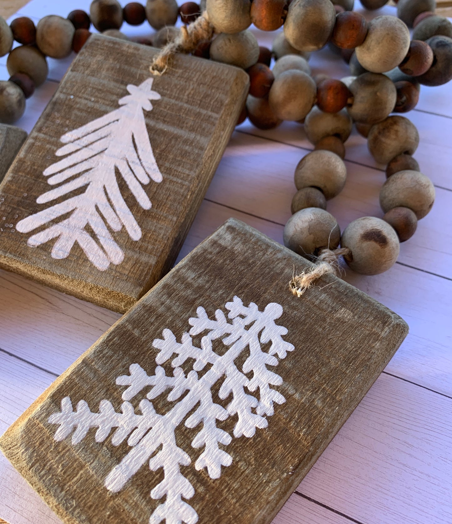 Wood Bead Garland w/ Tree